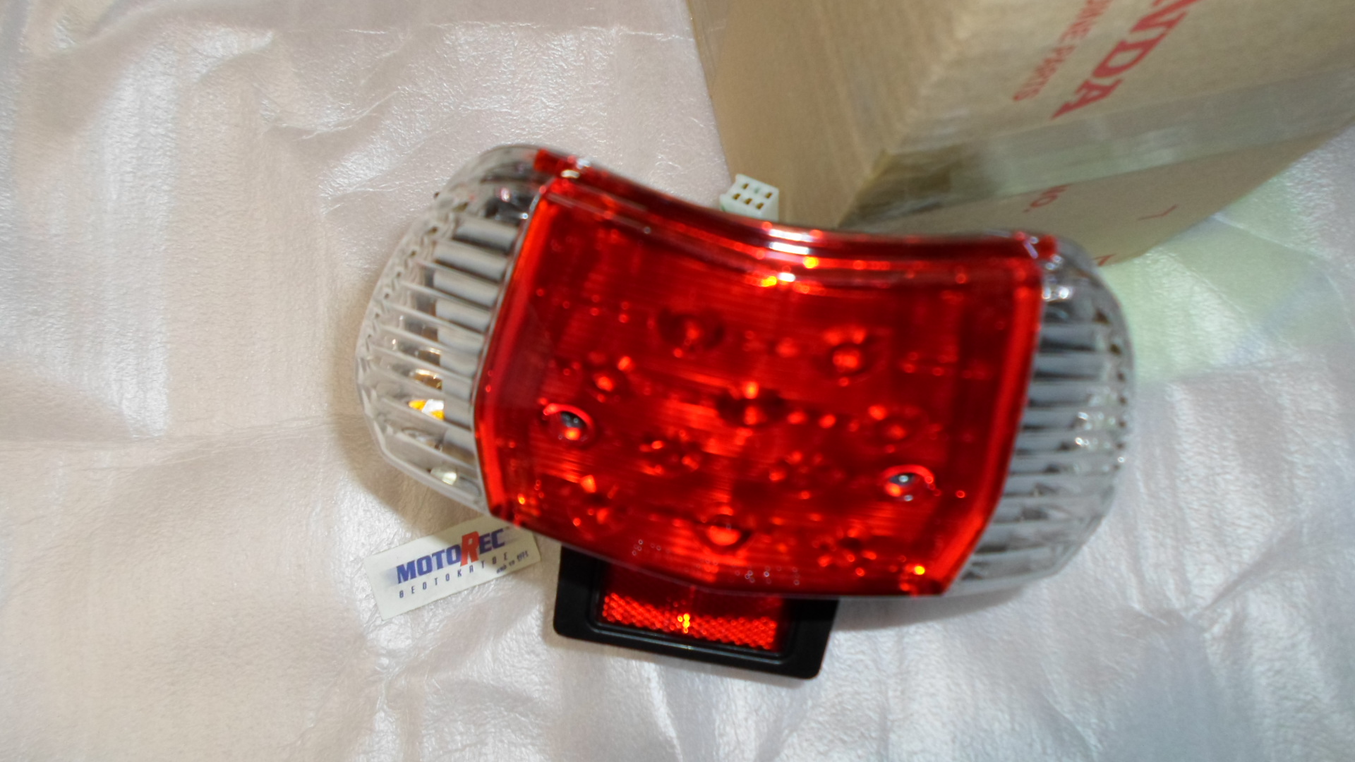 ΓΝΗΣΙΟ ΦΑΝΑΡΙ 0ΟΠΙΣΘΙΟ HONDA INNOVA INJECTION